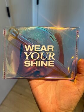 Coach “Wear Your Shine” Silver Round Luggage Tag w Holographic Iridescent Pouch